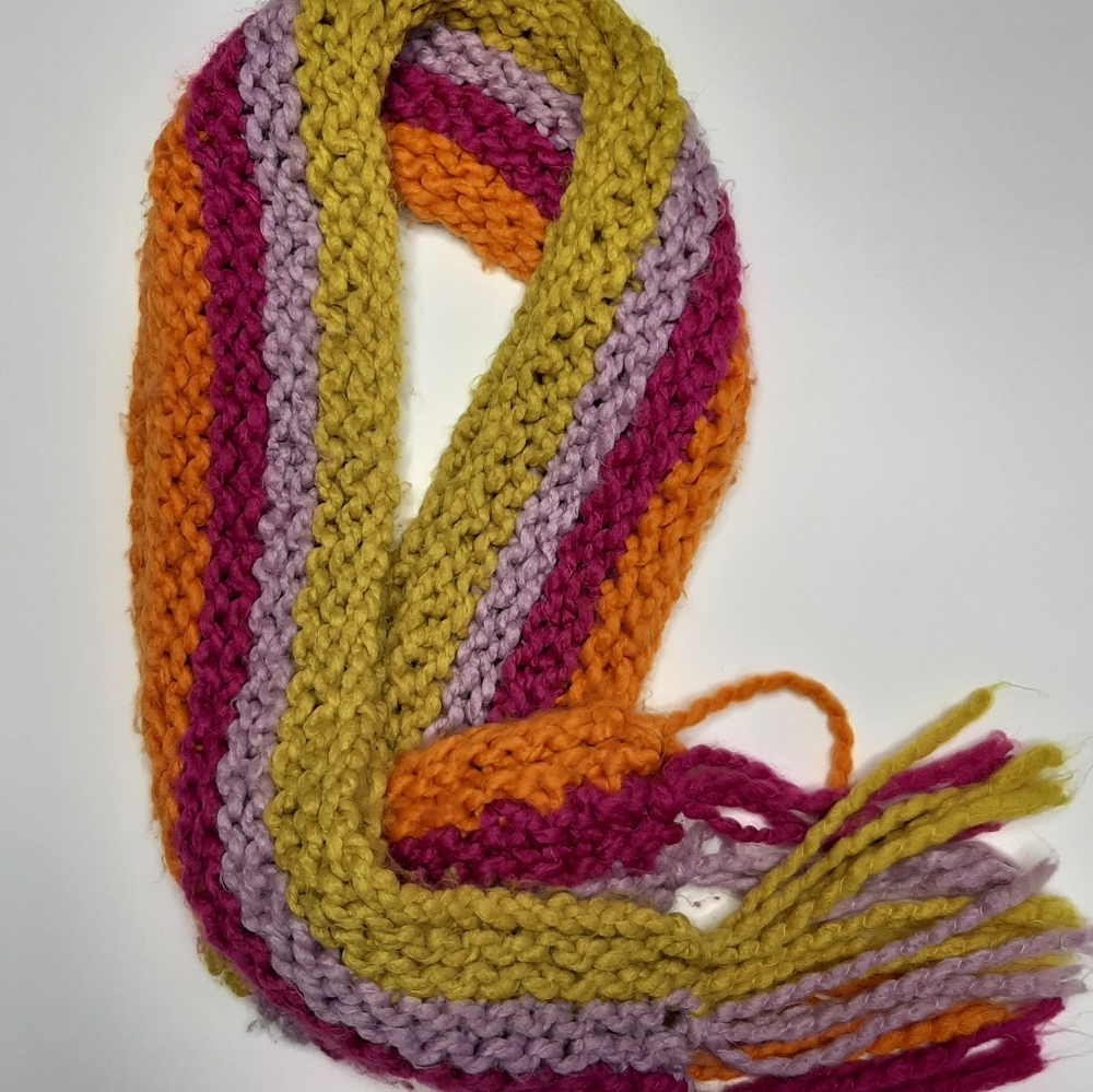 ๐ 4/$25 Long, colorful scarf - Picture 1 of 4
